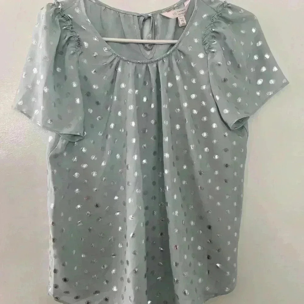 Lauren Conrad  polka dot short sleeve blouse